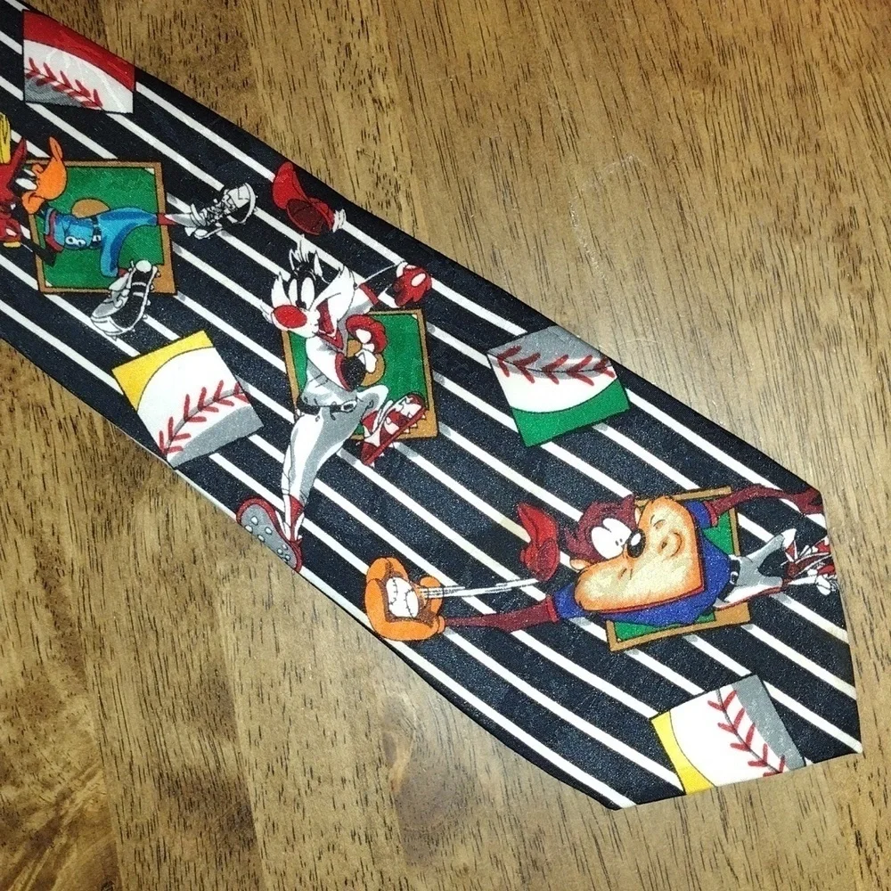 Vintage Baseball Looney Tunes Tie